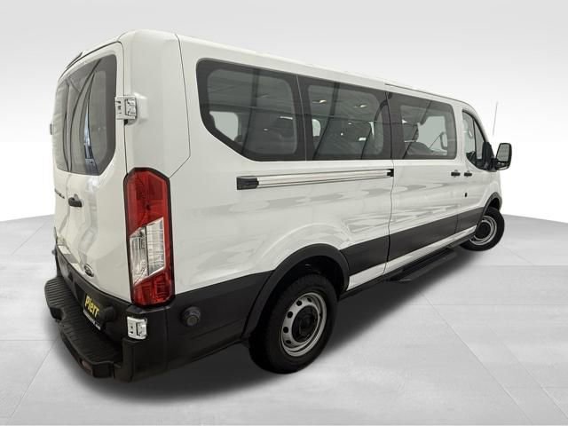 Used 2015 Ford Transit 350 XL image 4