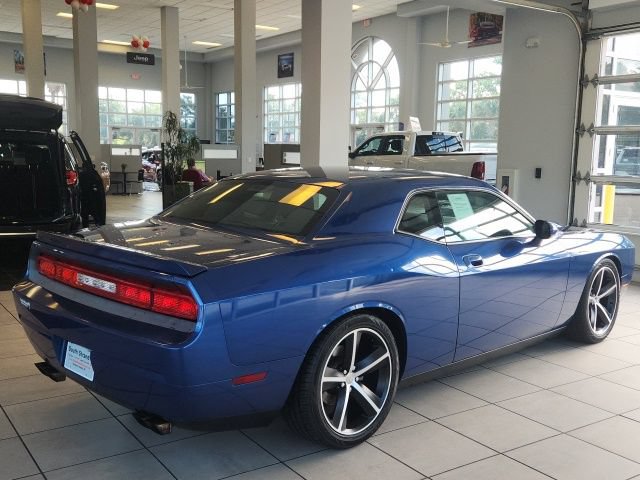 Used 2009 Dodge Challenger R/T RWD image 9