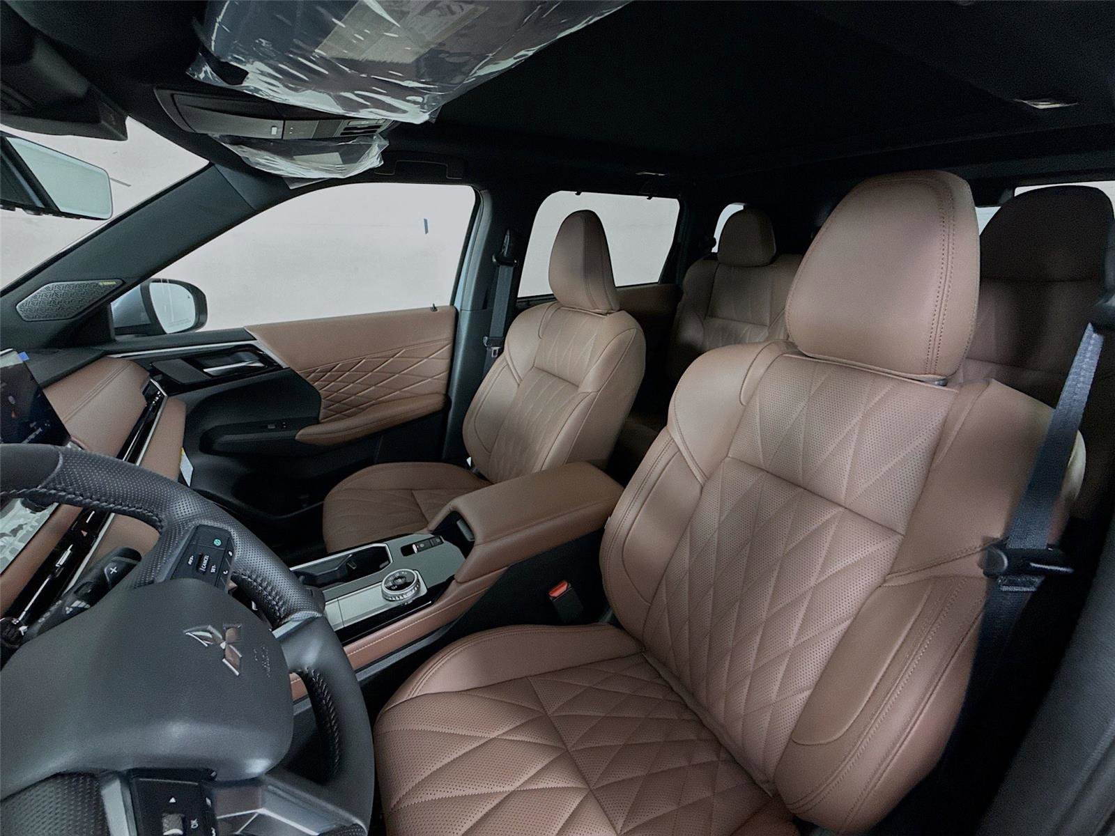 New 2026 Mitsubishi Outlander SEL image 2