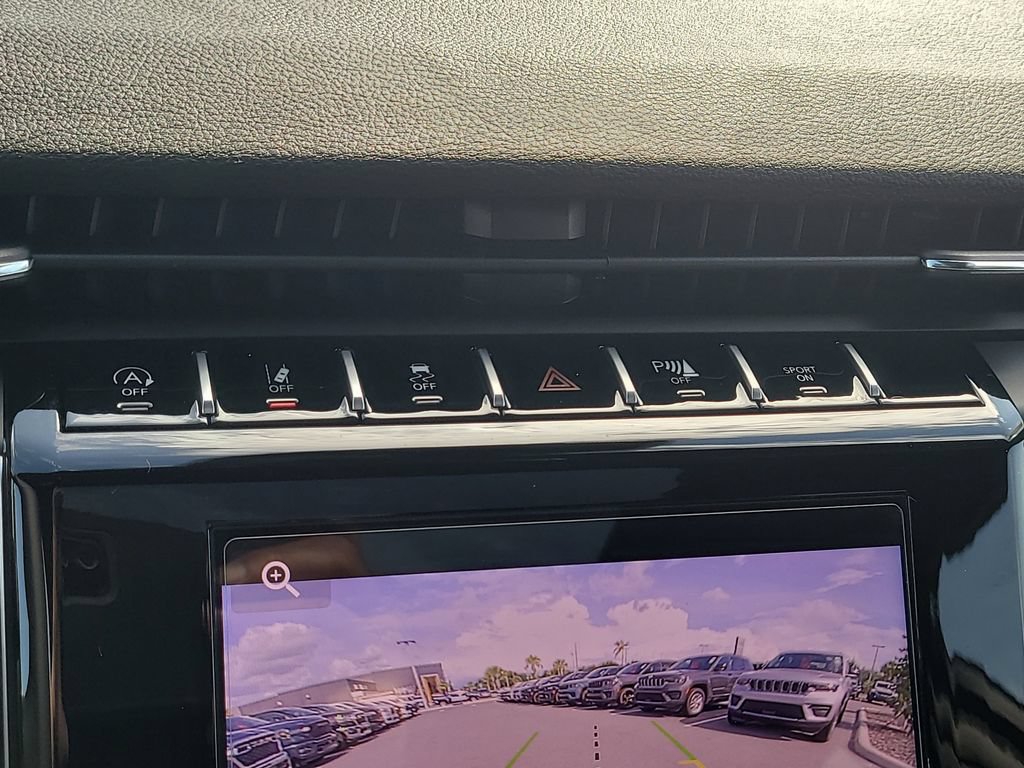 New 2026 Jeep Grand Cherokee Laredo X RWD image 29