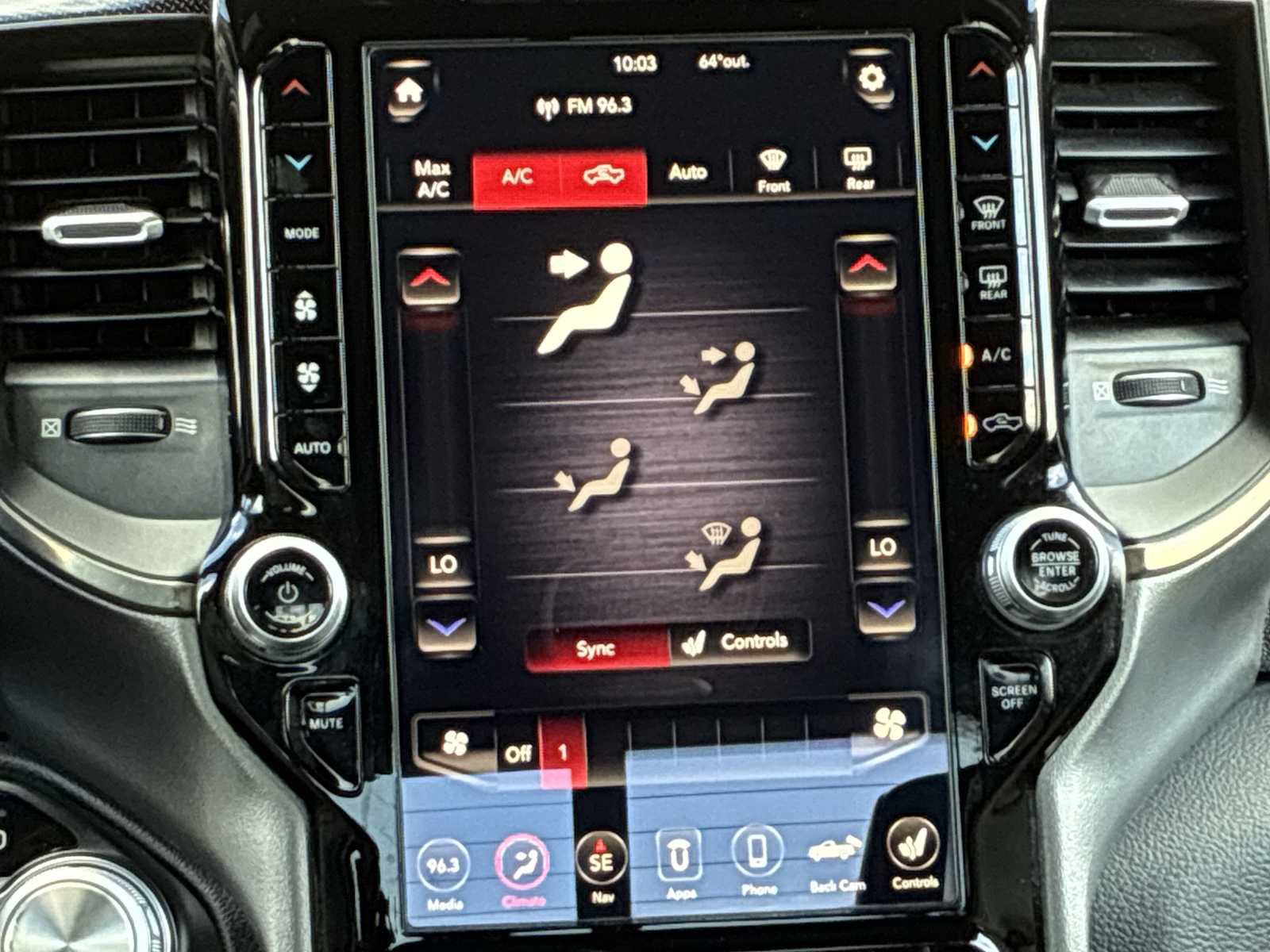 Used 2019 RAM 1500 Sport w/ Alpine Leather & Sound Group AWD/4WD image 17