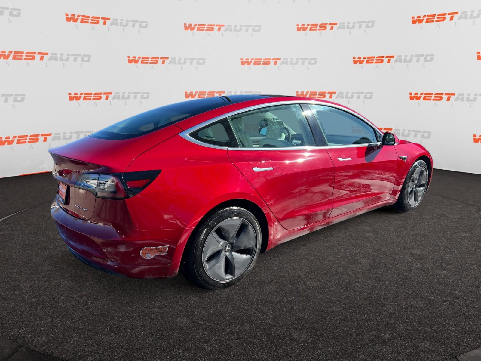 Used 2019 Tesla Model 3 Long Range AWD/4WD image 5
