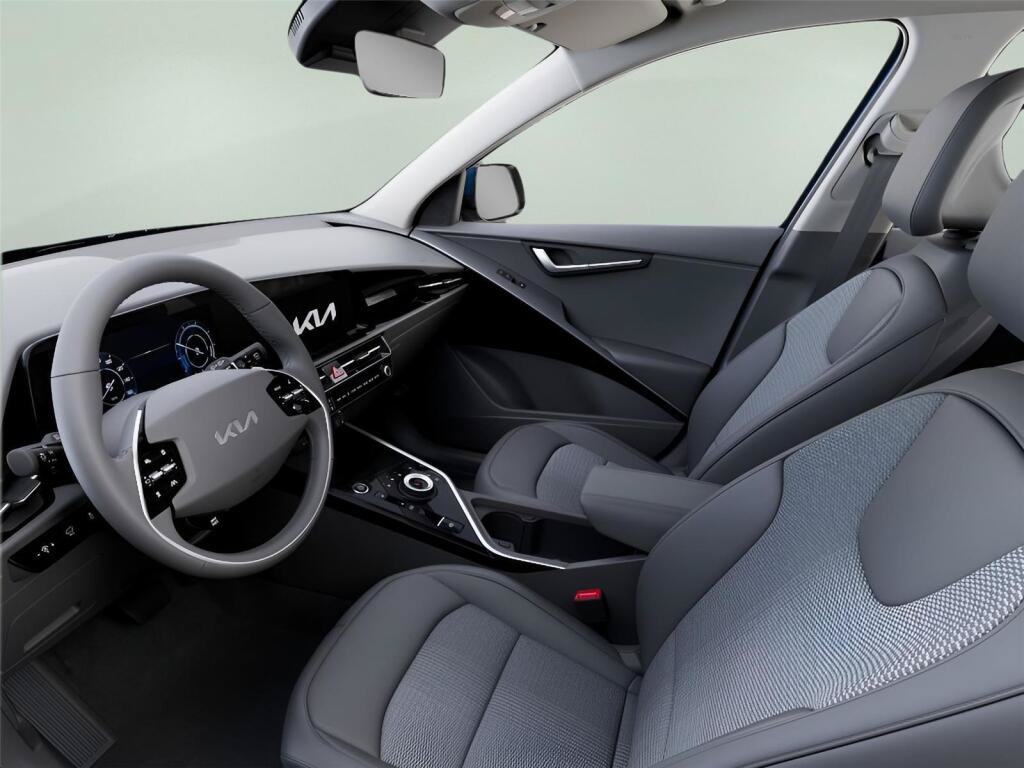 New 2026 Kia Niro Wind w/ Wind Preserve Package FWD image 13