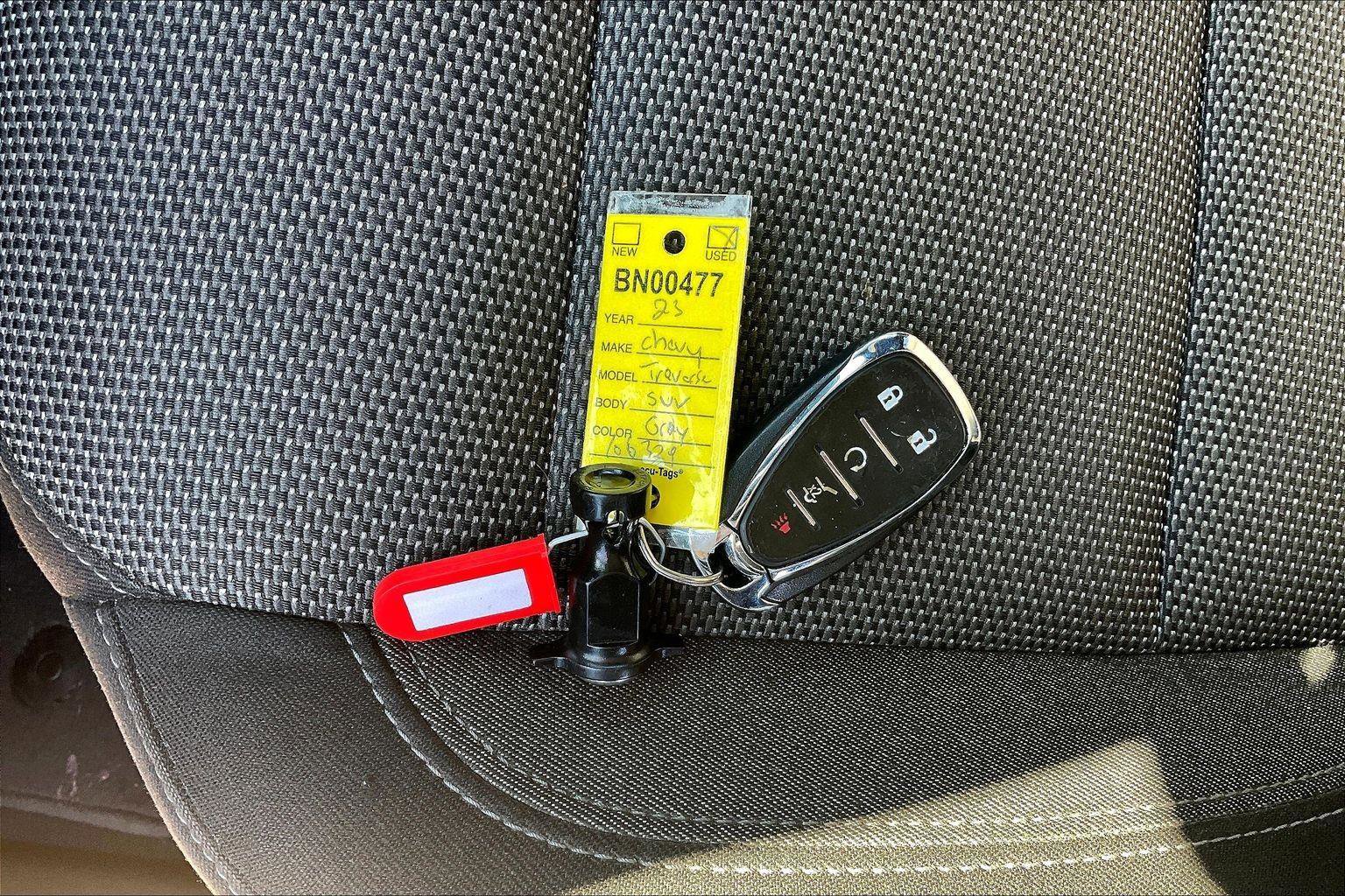 Used 2023 Chevrolet Traverse LT image 12