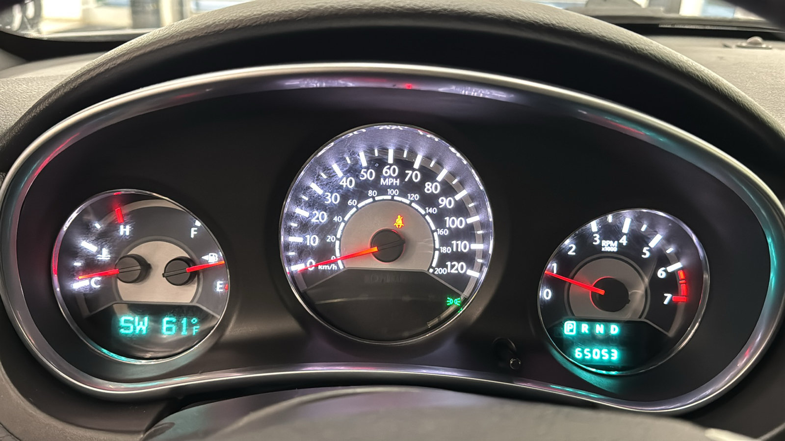 Used 2013 Chrysler 200 Limited FWD image 15