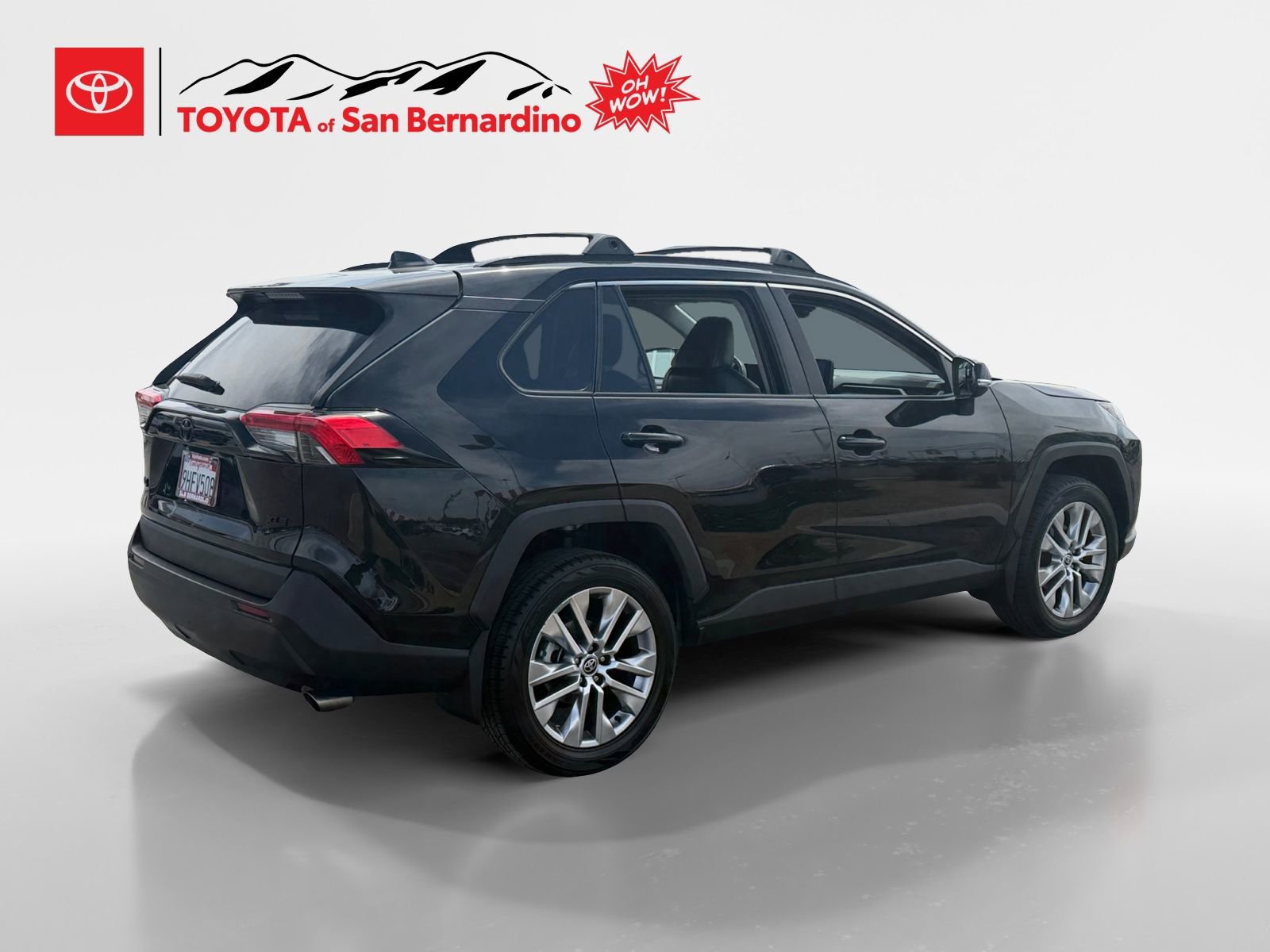 Certified 2023 Toyota RAV4 XLE Premium image 5