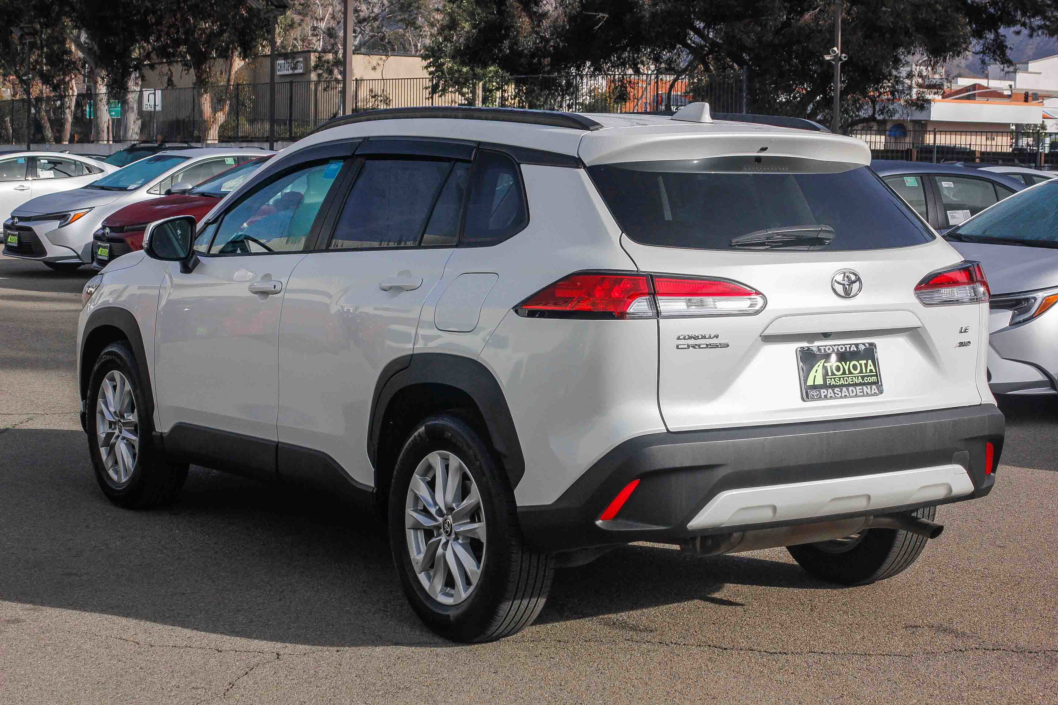 Used 2023 Toyota Corolla Cross LE image 8