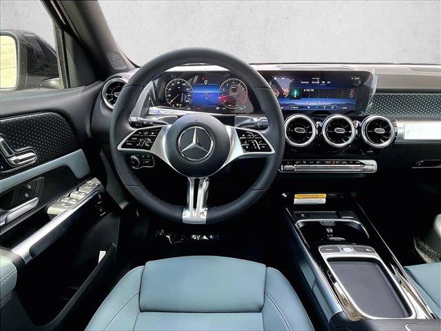 New 2026 Mercedes-Benz GLB 250 image 18