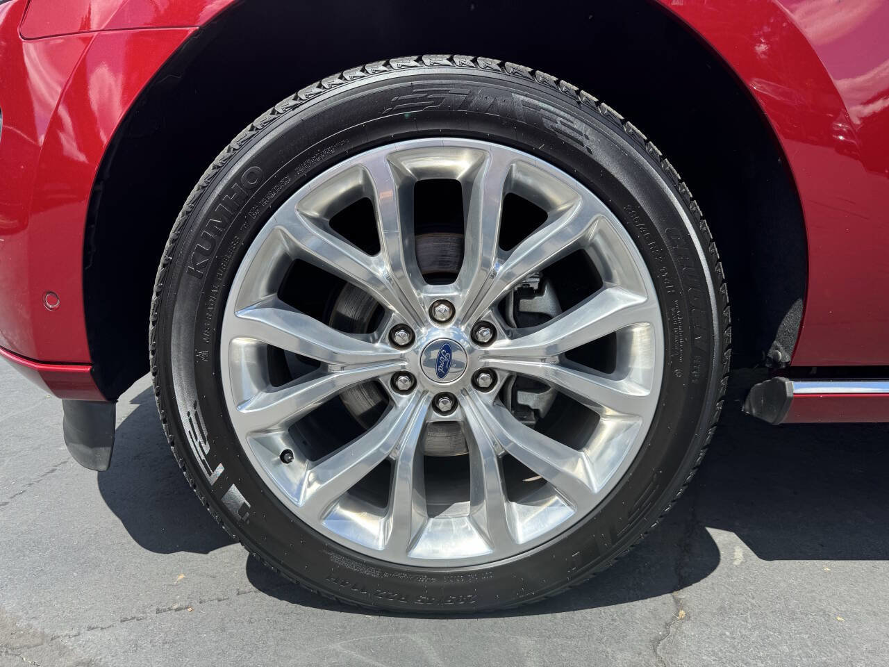 Used 2019 Ford Expedition Platinum image 34