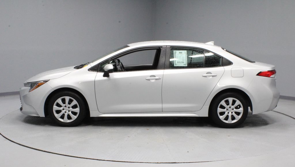 Used 2024 Toyota Corolla LE FWD image 8