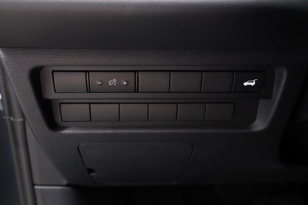 Used 2024 Mitsubishi Outlander SE image 28