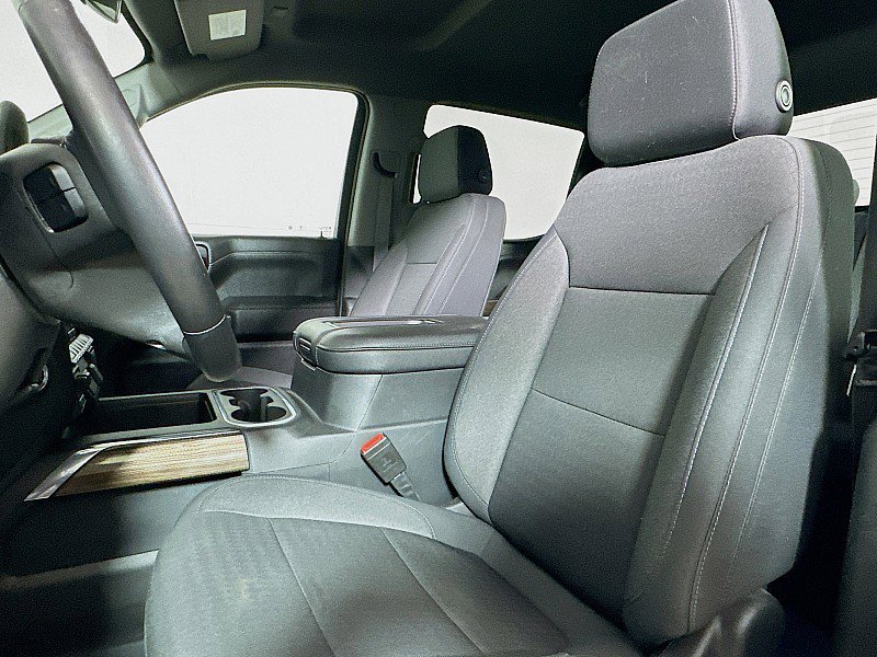 Used 2021 Chevrolet Silverado 1500 LT Trail Boss w/ Bed Protection Package image 11