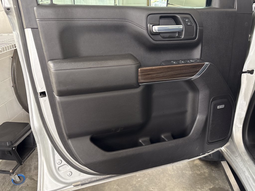Used 2021 Chevrolet Silverado 1500 LT Trail Boss w/ Convenience Package II AWD/4WD image 15