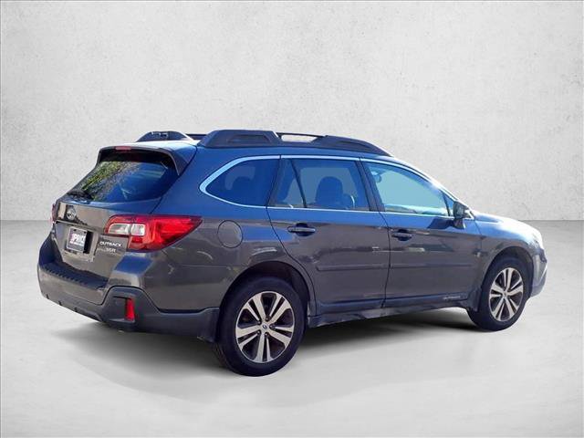 Used 2018 Subaru Outback 3.6R Limited AWD/4WD image 4