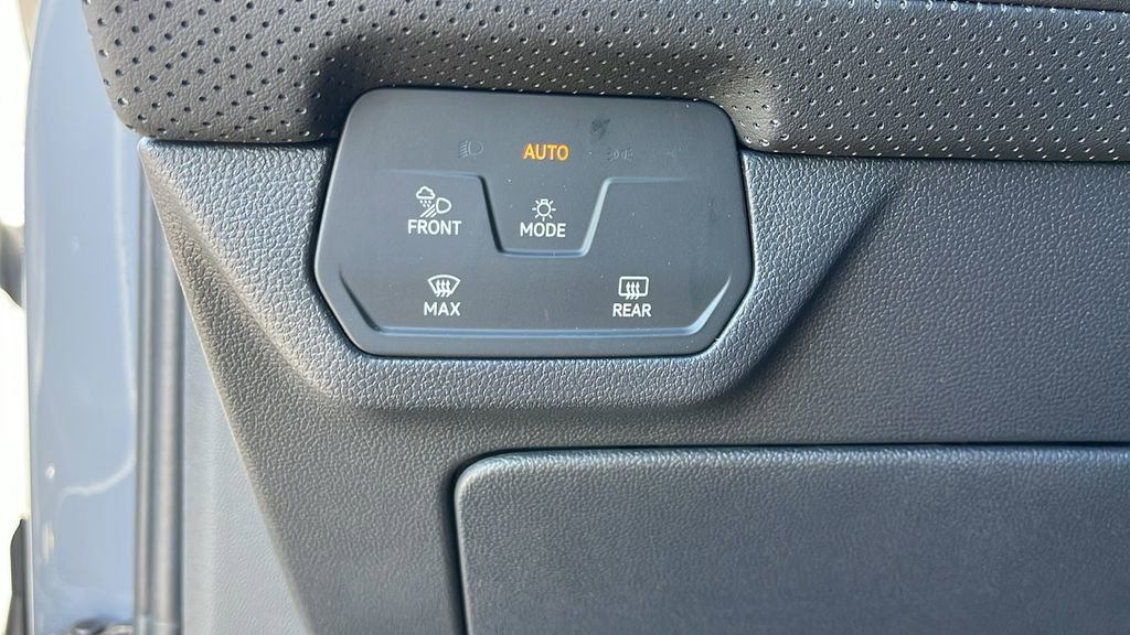 New 2026 Volkswagen Atlas Cross Sport SEL R-Line AWD/4WD image 24