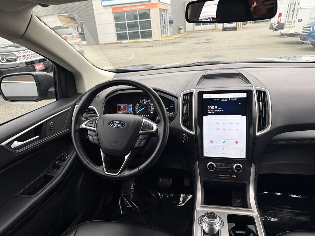 Used 2024 Ford Edge SEL AWD/4WD image 10