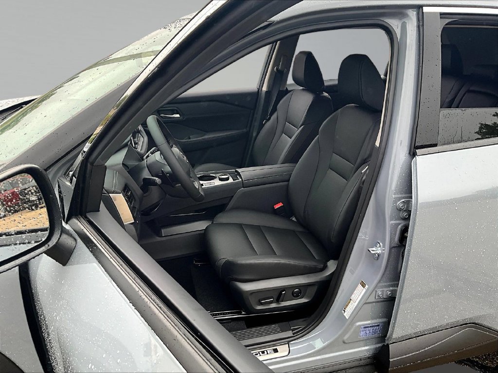 New 2026 Nissan Rogue Dark Armor AWD/4WD image 27