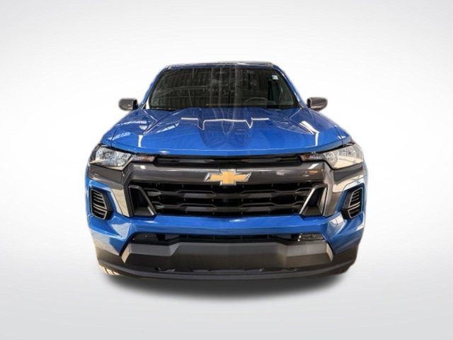 Used 2023 Chevrolet Colorado LT AWD/4WD image 3