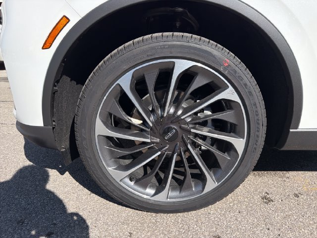 New 2027 Lincoln Aviator Reserve AWD/4WD image 13