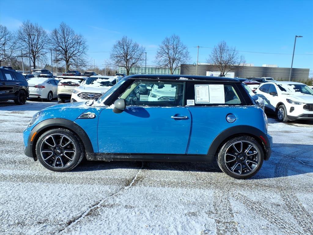 Used 2013 MINI Cooper S image 2