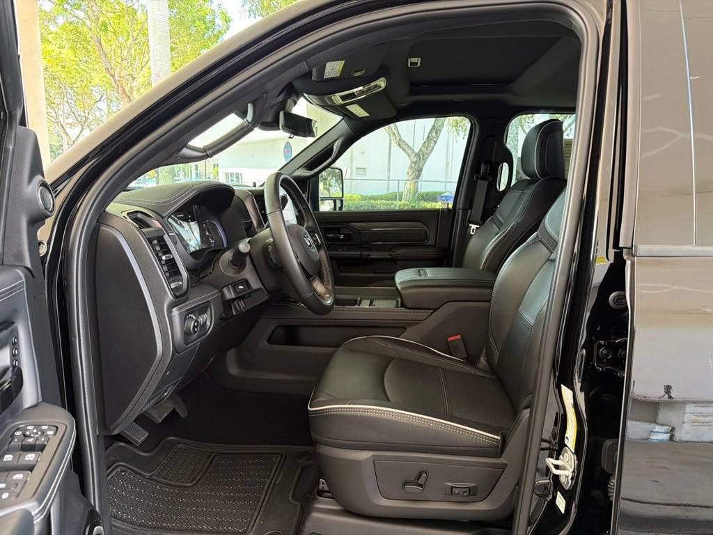 Used 2026 RAM 2500 Limited AWD/4WD image 6