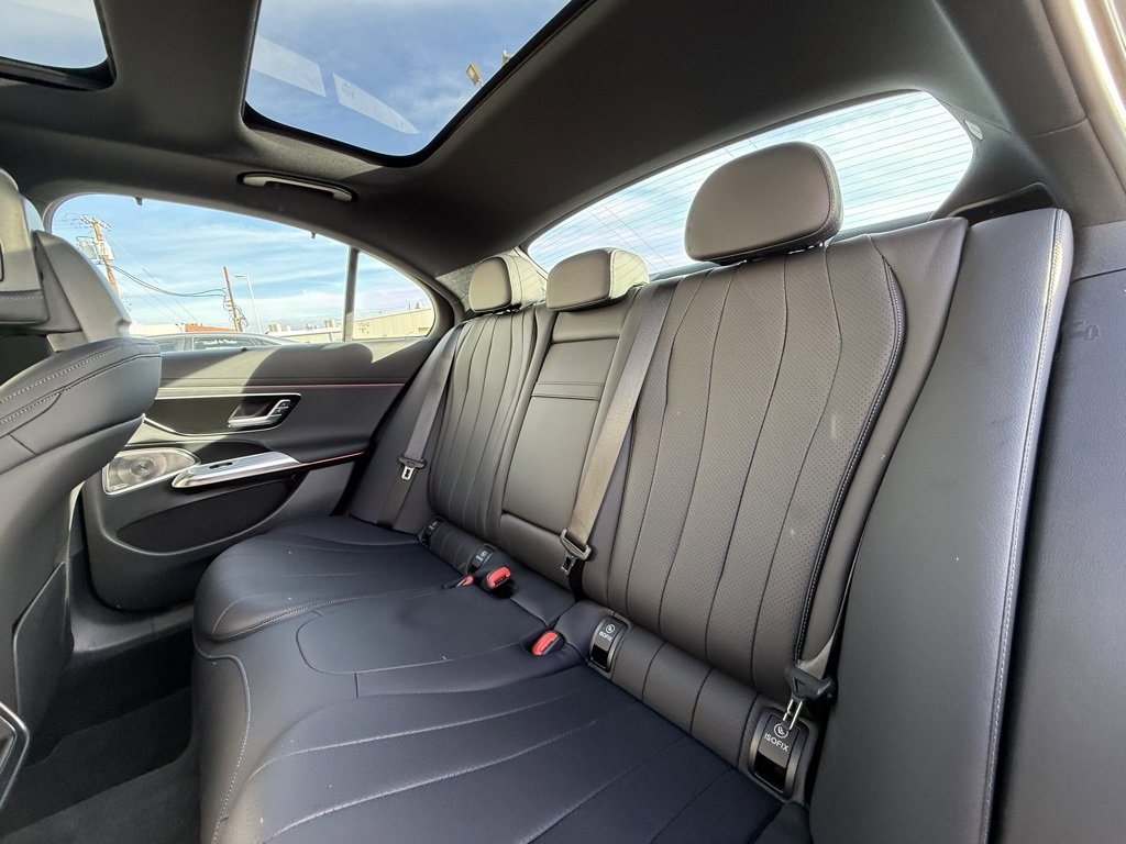 Used 2025 Mercedes-Benz E 450 4MATIC Sedan image 8