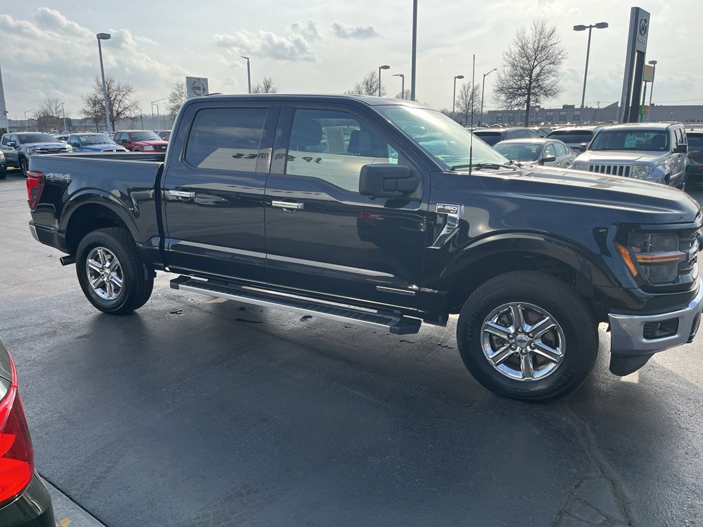 Used 2024 Ford F150 XLT w/ Mobile Office Package image 6