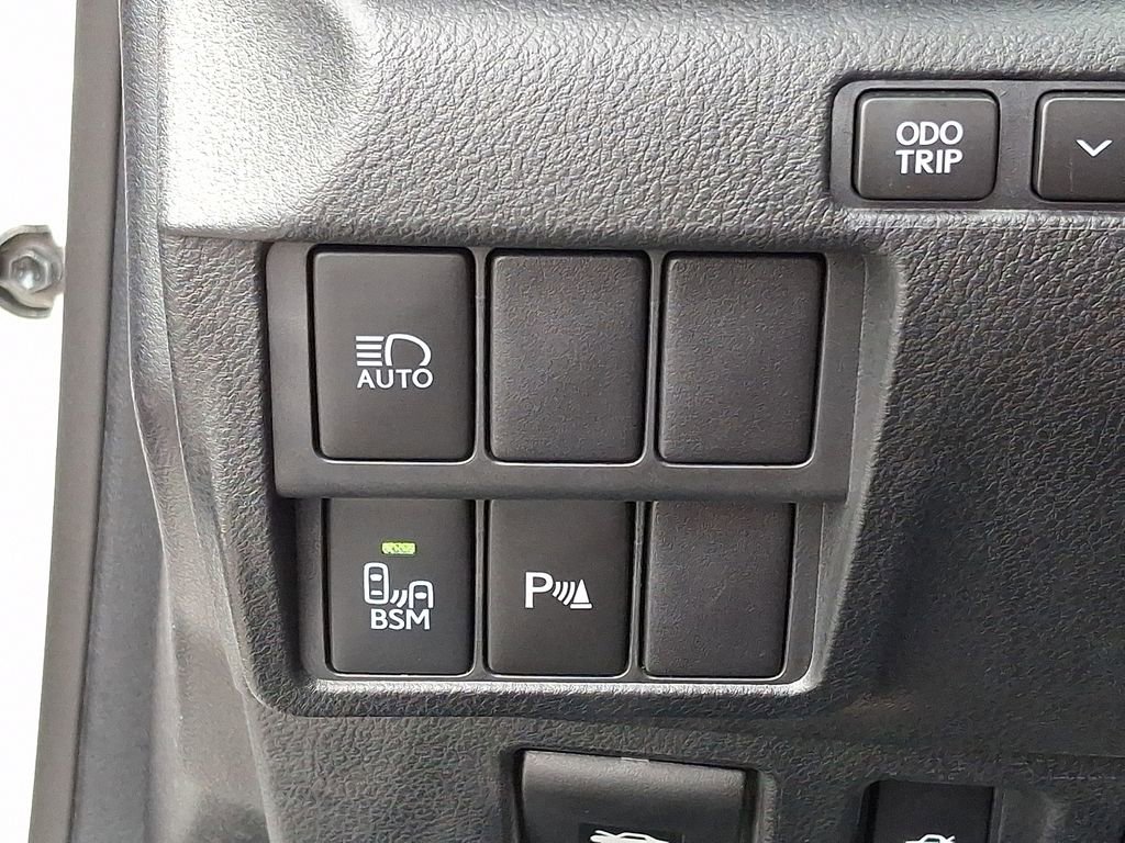 Used 2021 Lexus RC 300 AWD w/ Premium Package image 29