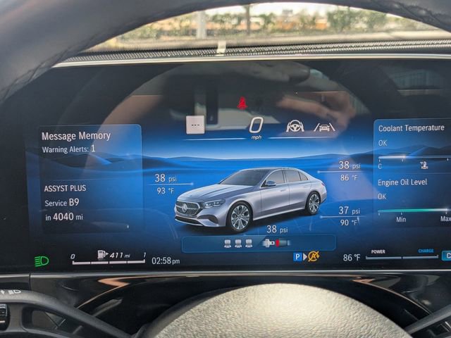 Used 2025 Mercedes-Benz E 350 4MATIC Sedan image 25