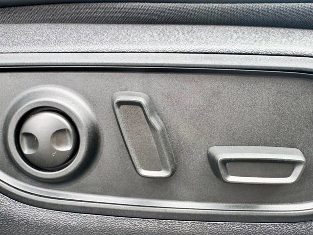 Used 2025 Jeep Wagoneer S Limited image 18