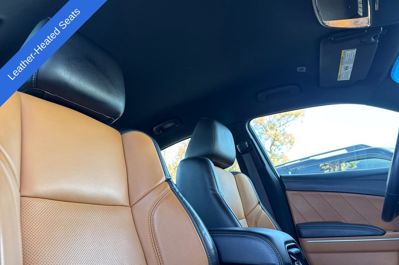 Used 2022 Dodge Charger SXT w/ Plus Group image 16