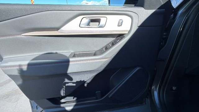 New 2026 Ford Explorer Active w/ Active Comfort Package image 19