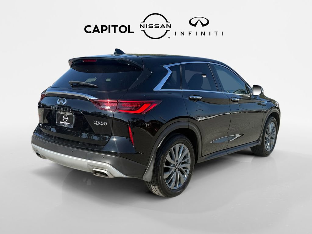 Used 2025 INFINITI QX50 Pure image 6