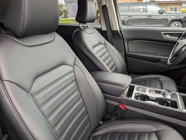Used 2022 Ford Edge SEL w/ Convenience Package AWD/4WD image 13