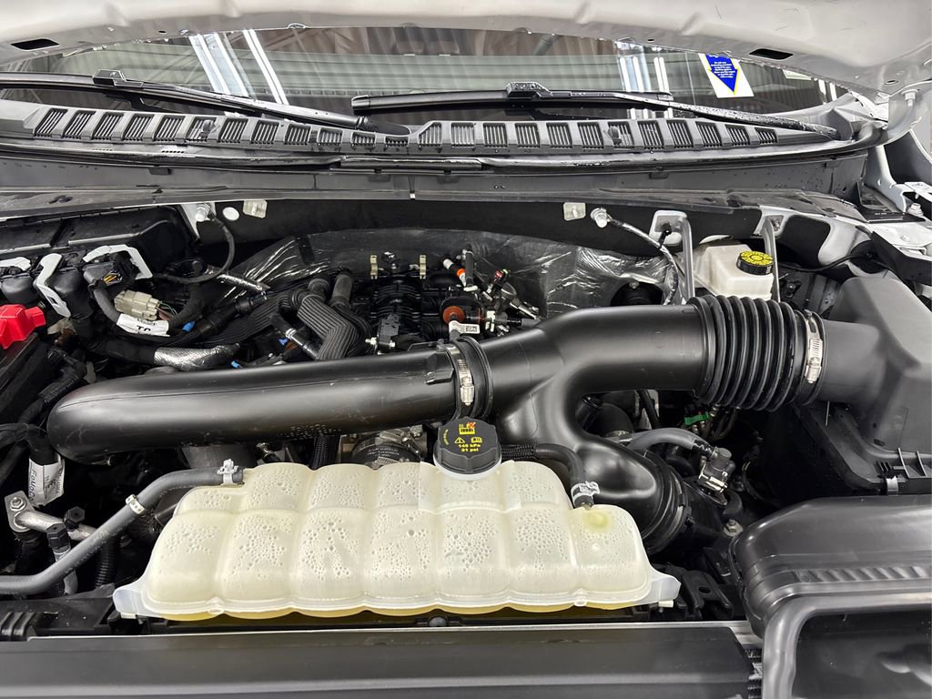 Used 2025 Lincoln Navigator L Reserve image 13