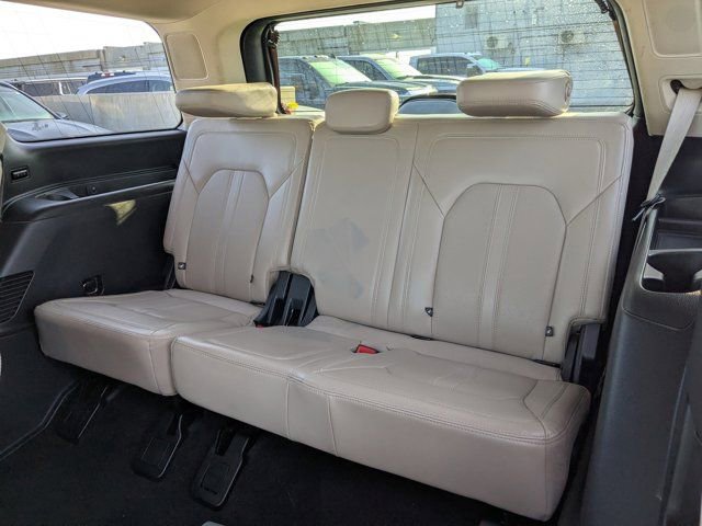 Used 2022 Ford Expedition Limited image 15