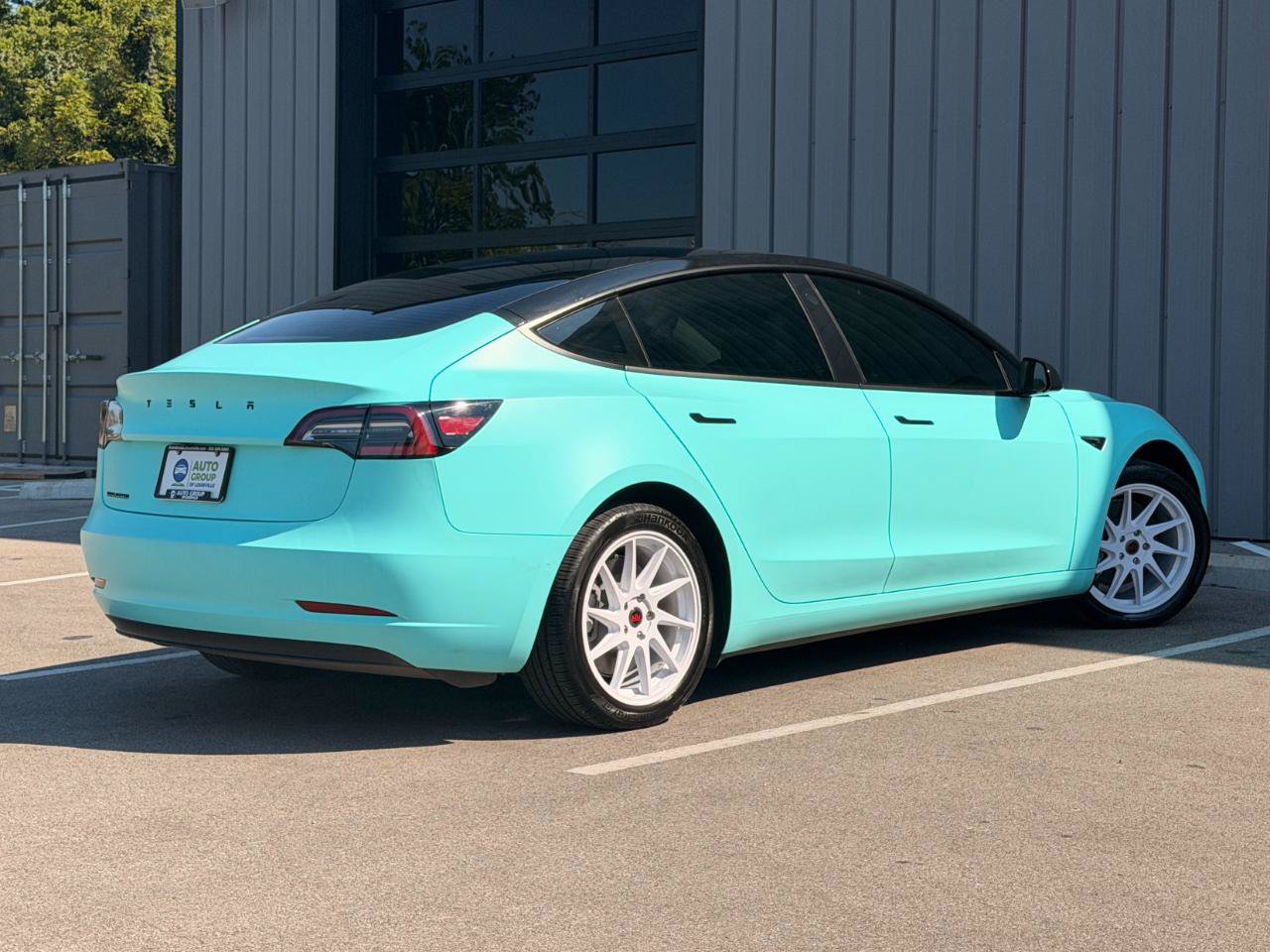 Used 2022 Tesla Model 3 Long Range AWD/4WD image 5