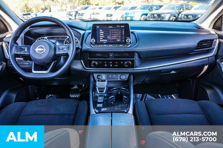 Used 2024 Nissan Rogue S image 25