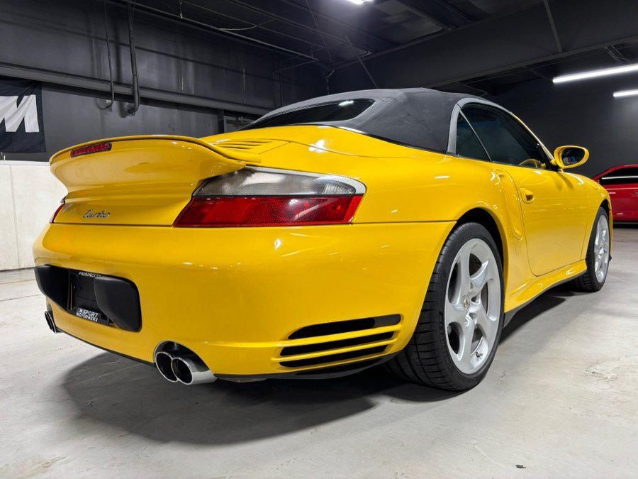 Used 2004 Porsche 911 Turbo AWD/4WD image 27