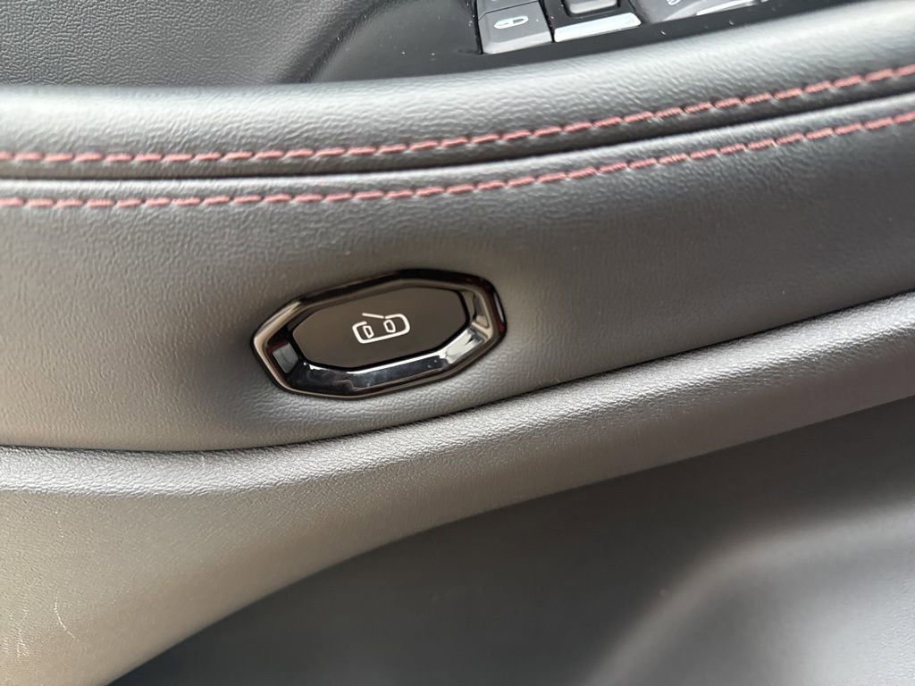 Used 2024 Jeep Wagoneer Launch Edition image 28