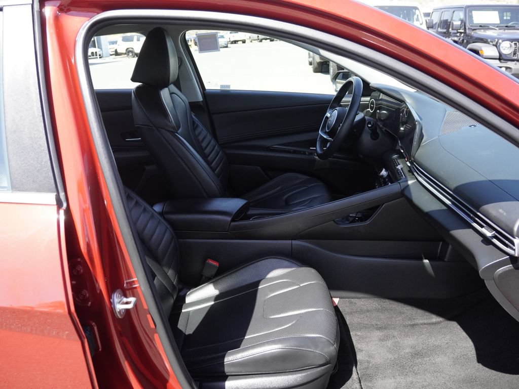 Used 2024 Hyundai Elantra Limited FWD image 22