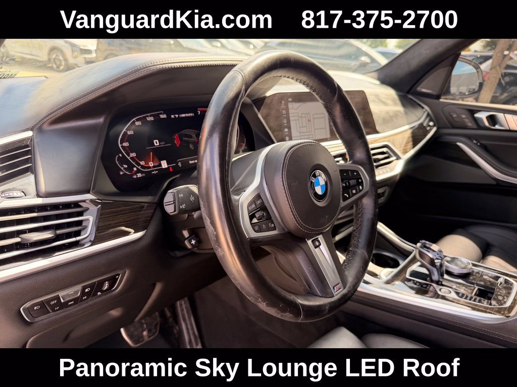 Used 2021 BMW X7 M50i w/ Executive Package AWD/4WD image 14