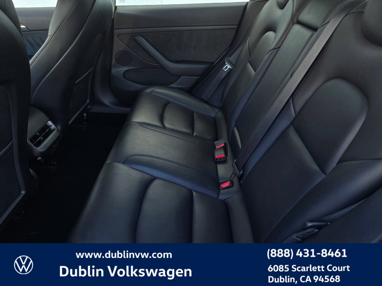 Used 2023 Tesla Model 3 Standard Range image 12