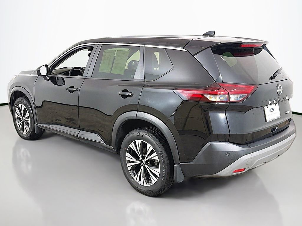 Used 2023 Nissan Rogue SV image 6