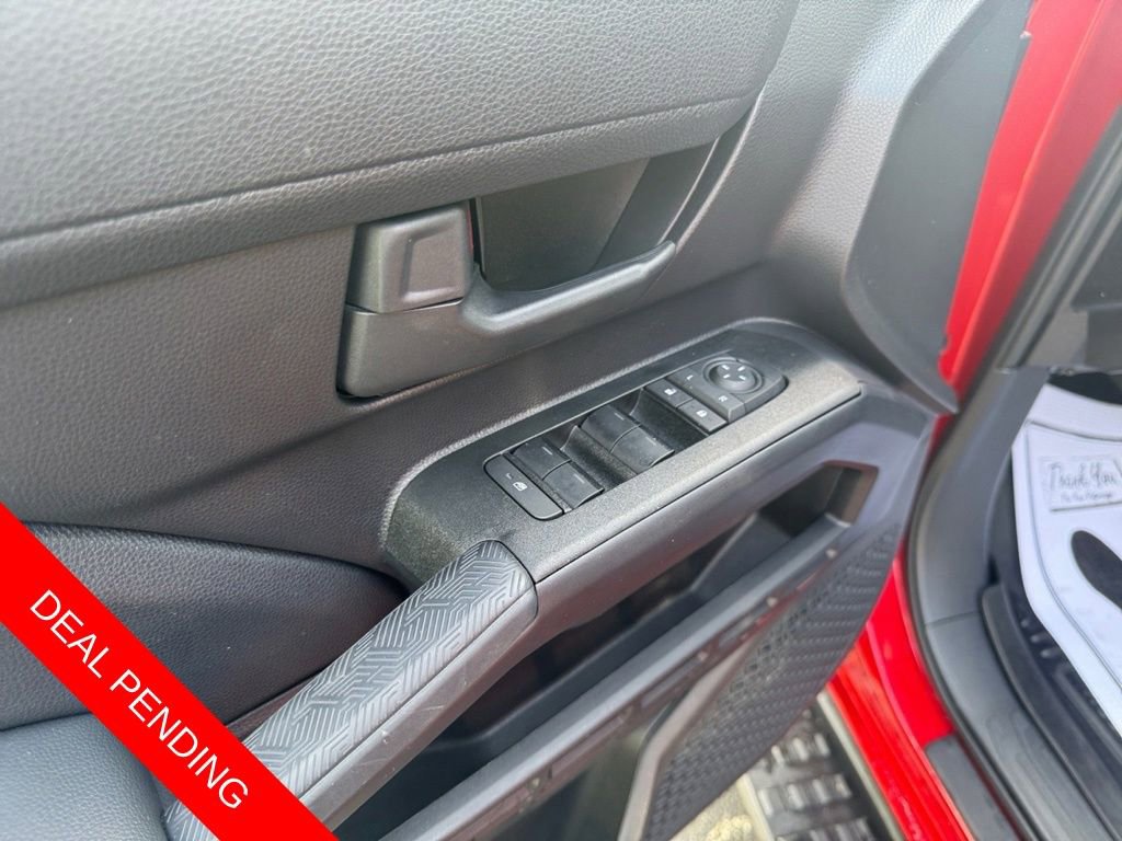 Used 2025 Toyota 4Runner SR5 AWD/4WD image 12