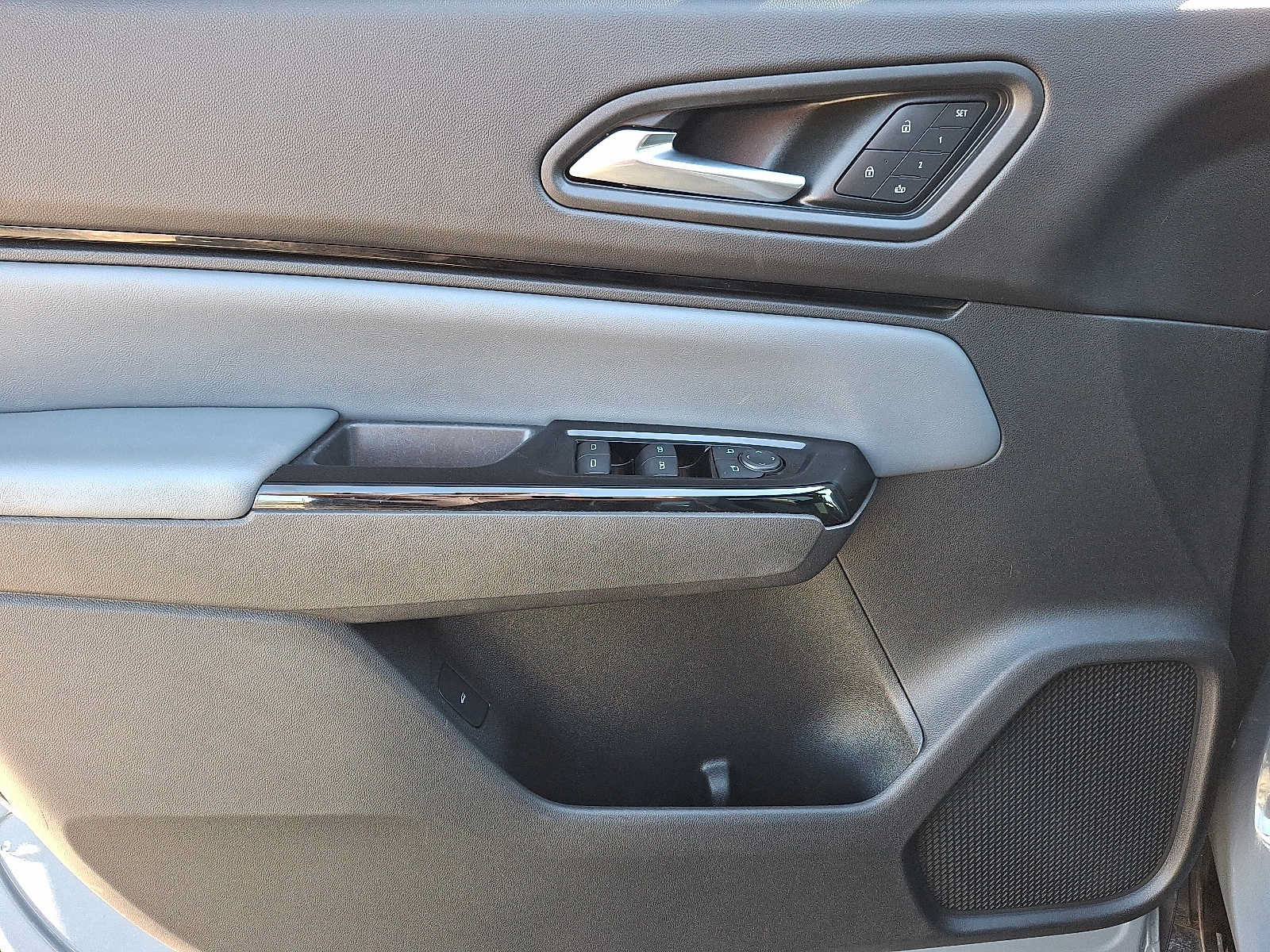 Used 2025 Honda Prologue Touring image 12