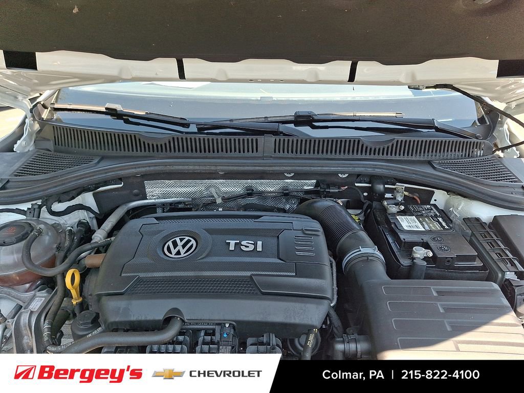 Used 2019 Volkswagen Jetta GLI FWD image 29