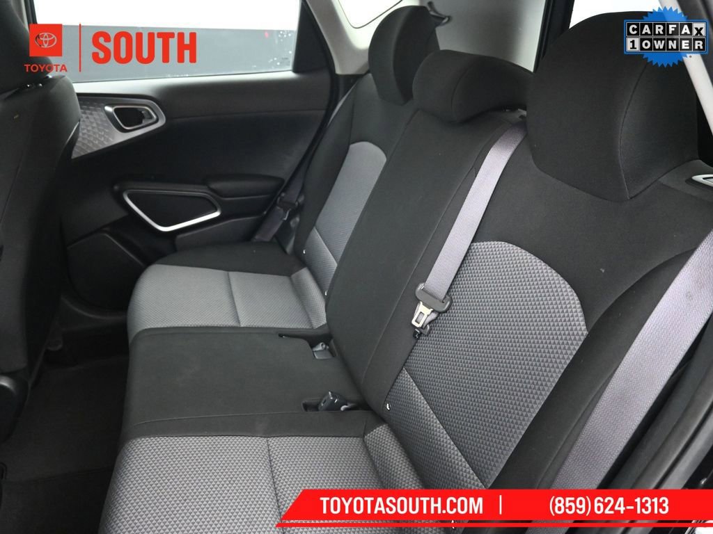 Used 2023 Kia Soul LX image 23