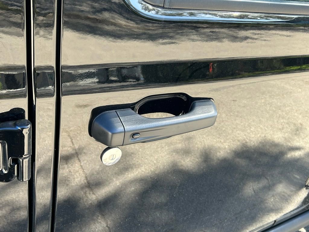 New 2026 Jeep Wrangler Unlimited Rubicon 392 image 32