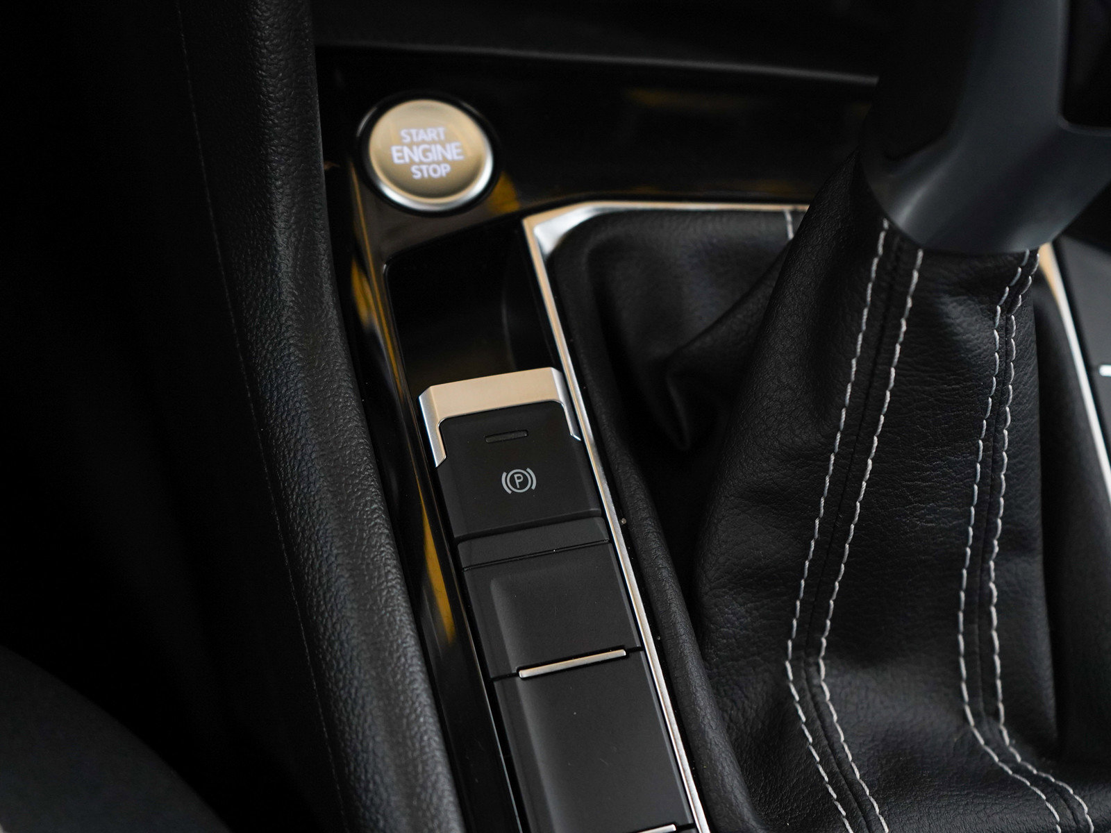 Used 2022 Volkswagen Taos SEL image 24